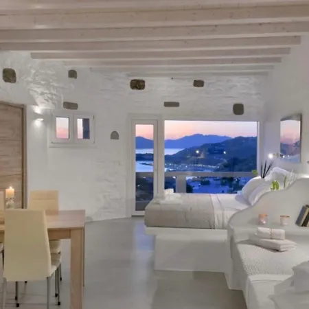 Crystal Aparthotel Mykonos Town