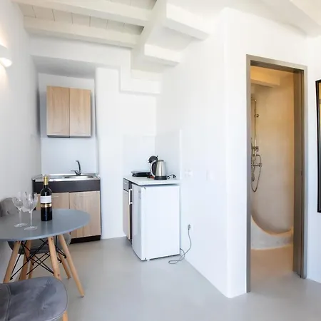 Crystal Aparthotel