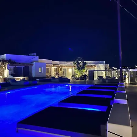 Aparthotel Crystal