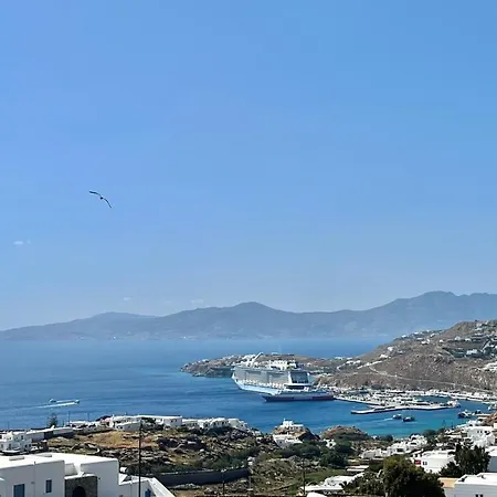 Aparthotel Crystal Mykonos Town