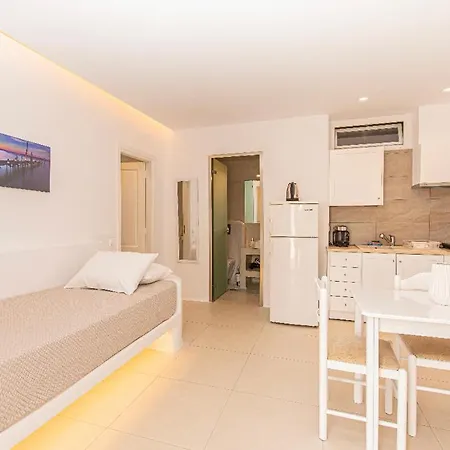 Hotel apartamentowy Crystal Mykonos Town